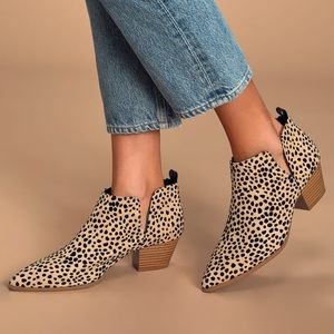 pointed toe booties